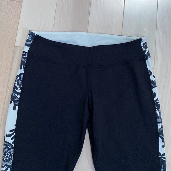 Lululemon black white floral lace print side pants mid-low rise leggings - Picture 4 of 11